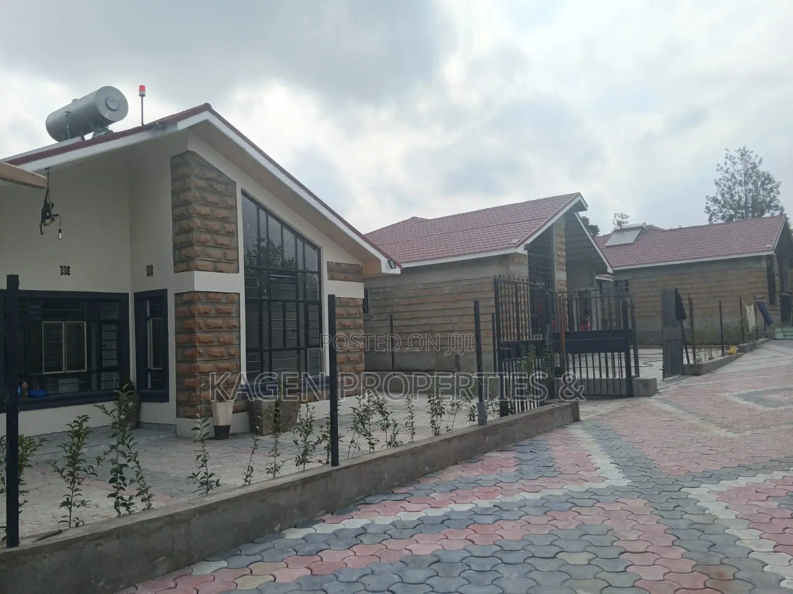 4bdrm Bungalow in Matasia for sale in Matasia