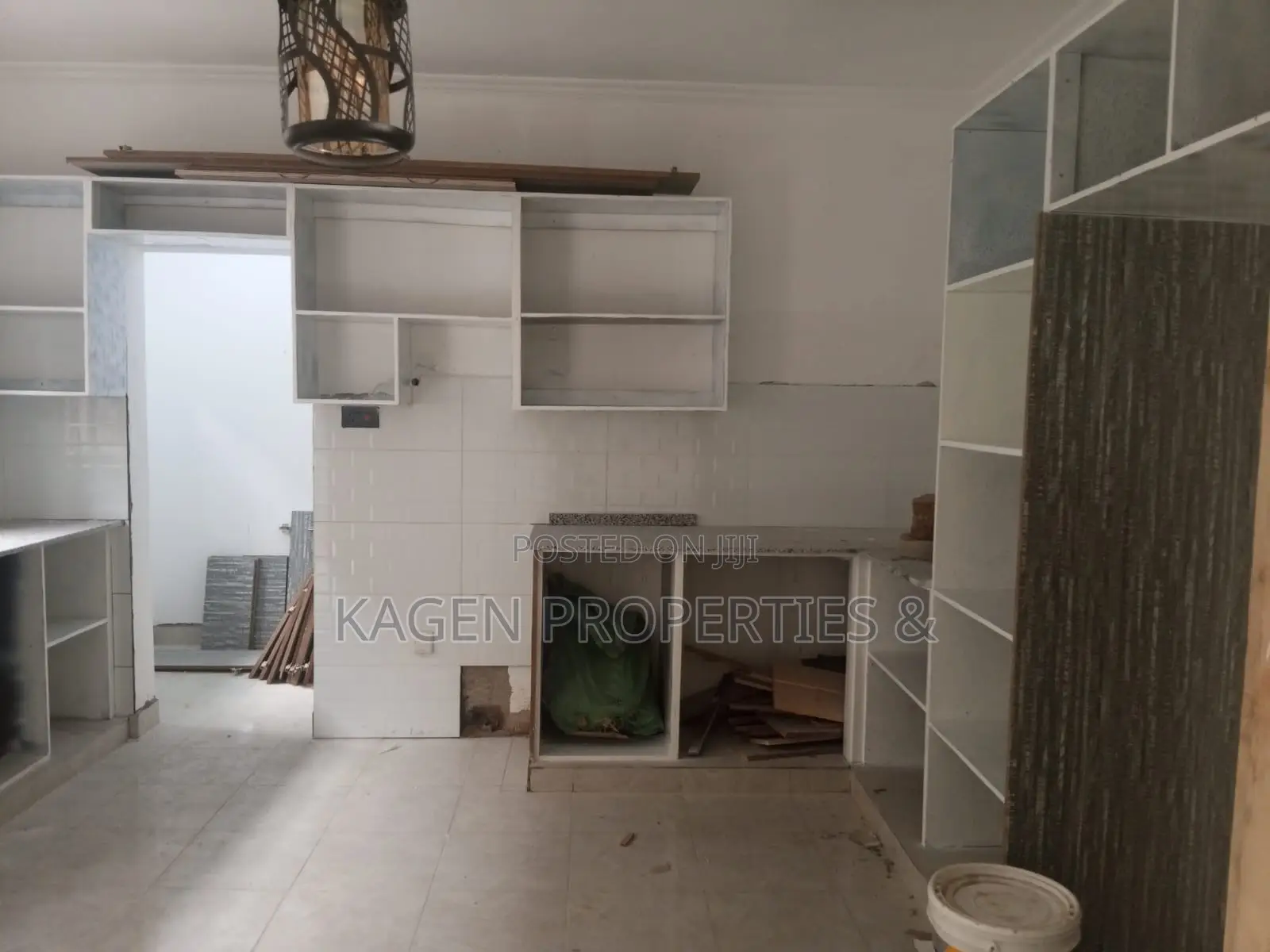 4bdrm Bungalow in Matasia for sale in Matasia