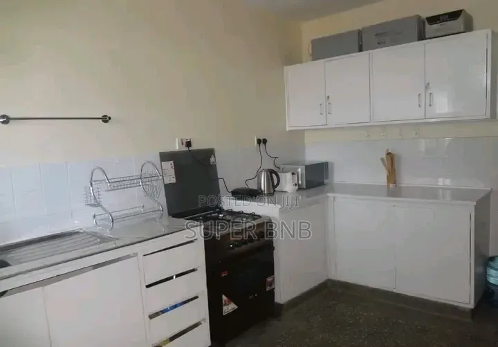 3 Bedroom Apartment Fully Furnished on Ngong Road Kilimani. in Hurlingham