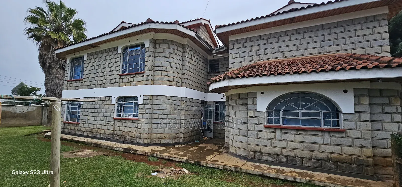5bdrm Mansion in Reale Elgon View for sale in Elgon View