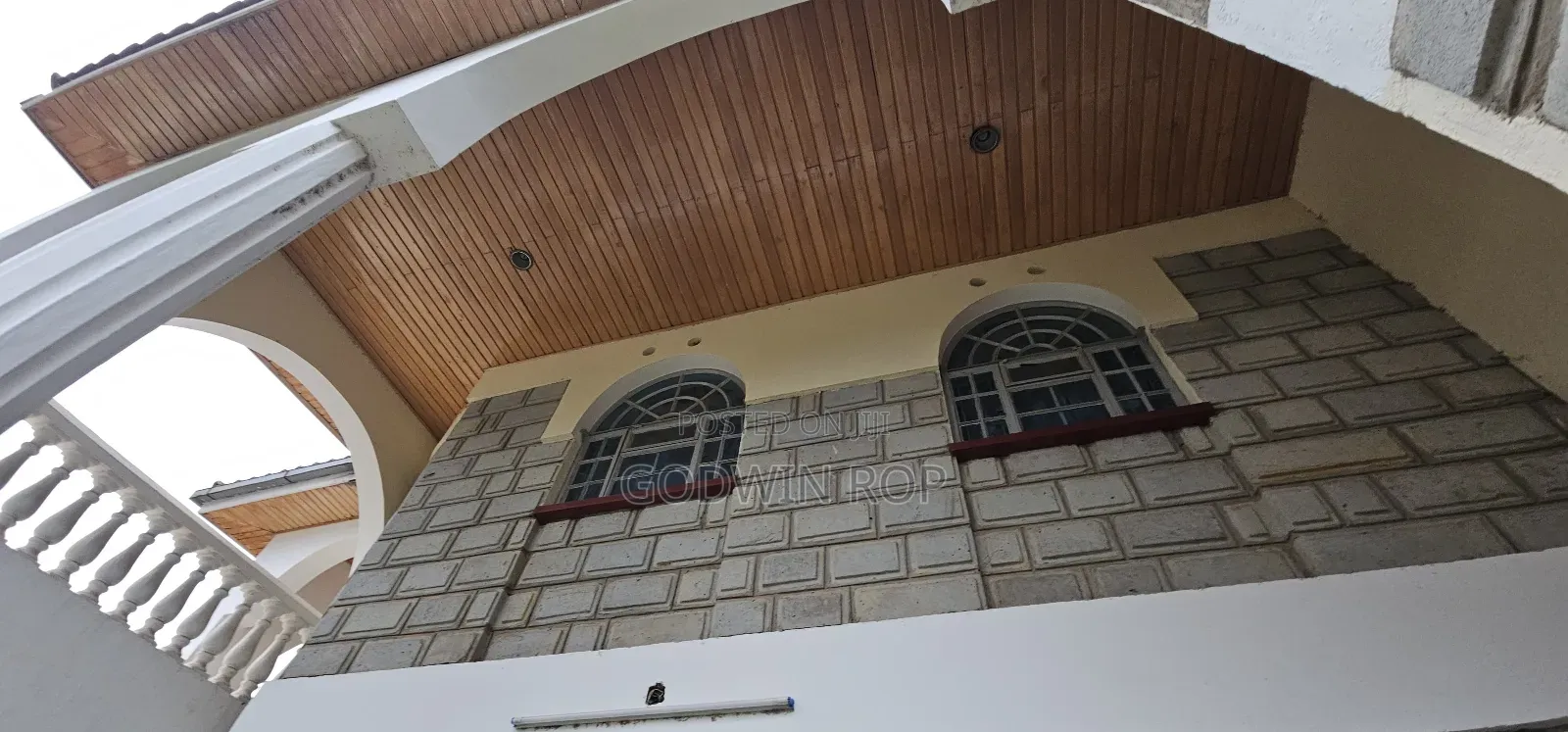 5bdrm Mansion in Reale Elgon View for sale in Elgon View