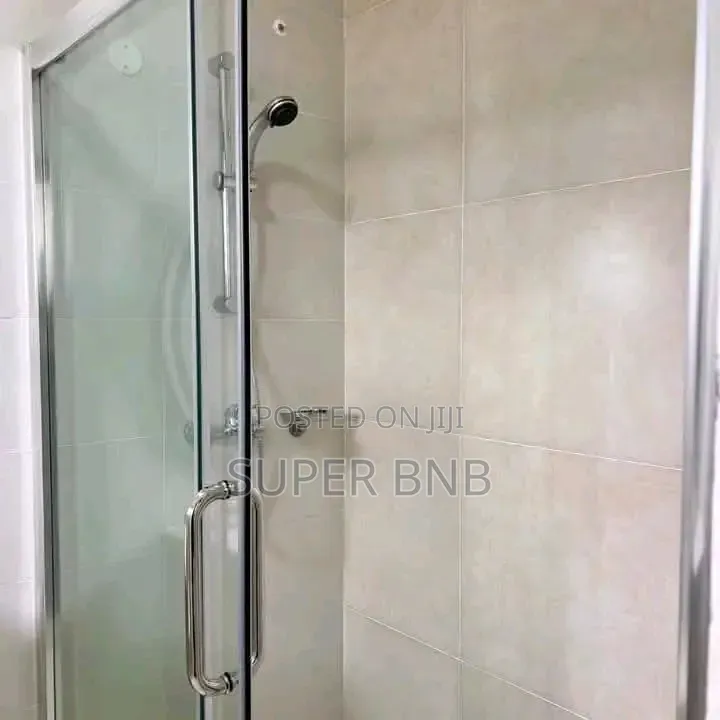 Voi Airbnb Whatsapp/ Call Studio and One Bedroom in Voi Mombasa in Moi Avenue (Msa)