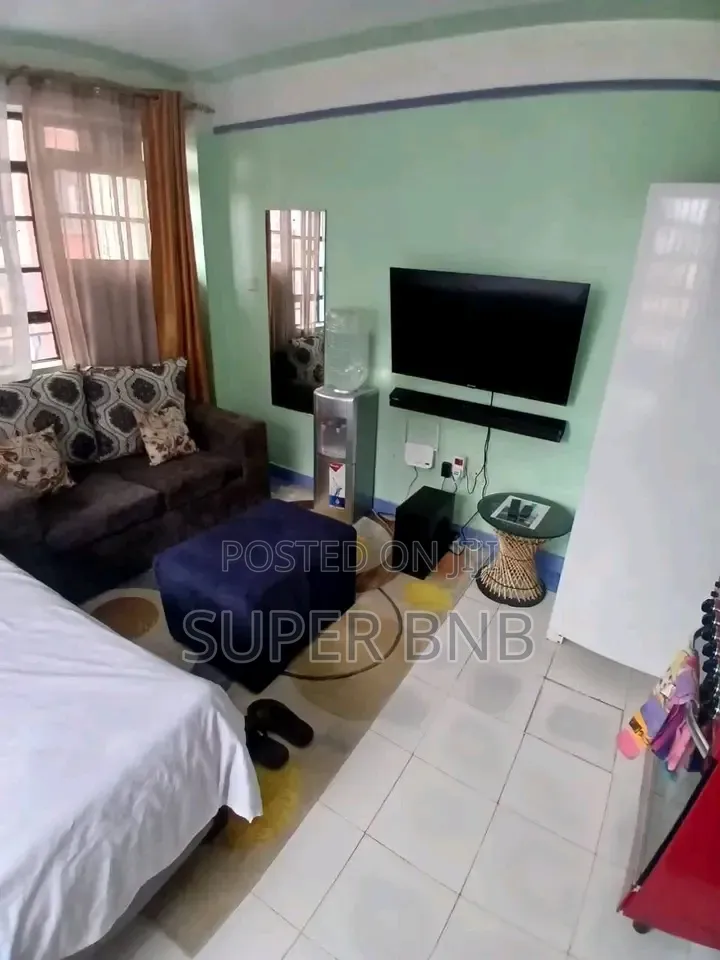 Studio Airbnb in Kasarani Seasons.3 HRS in Sunton Estate