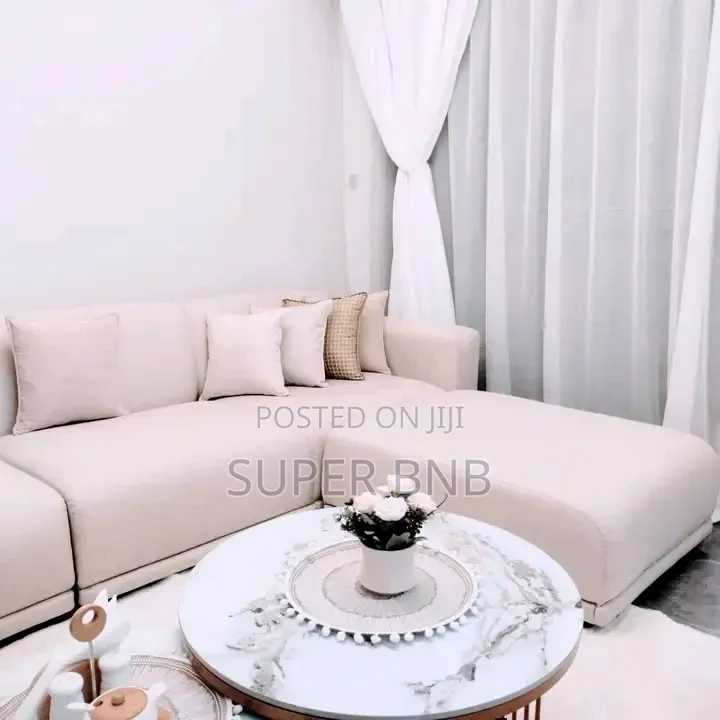2 and 3 Bedroom Airbnb in Donholm Greenspan in Greenspan