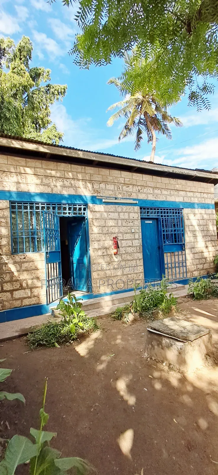 For Sale Operational School Kisauni in Mshomoroni
