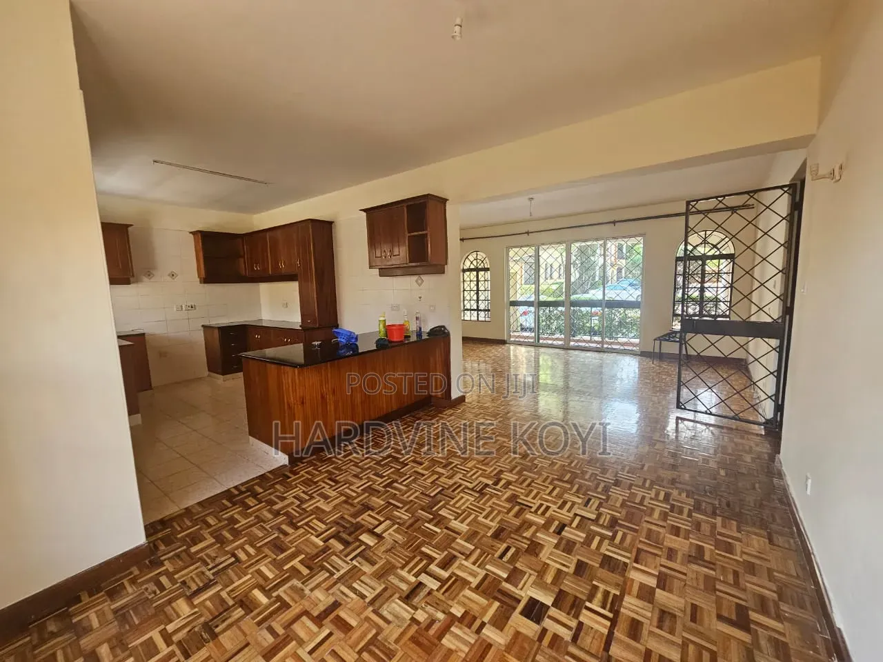 3bdrm Apartment in State House Area for sale in State House Area