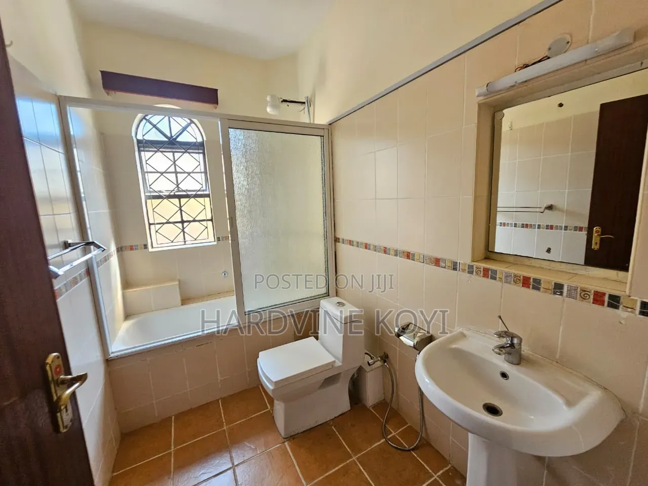 3bdrm Apartment in State House Area for sale in State House Area