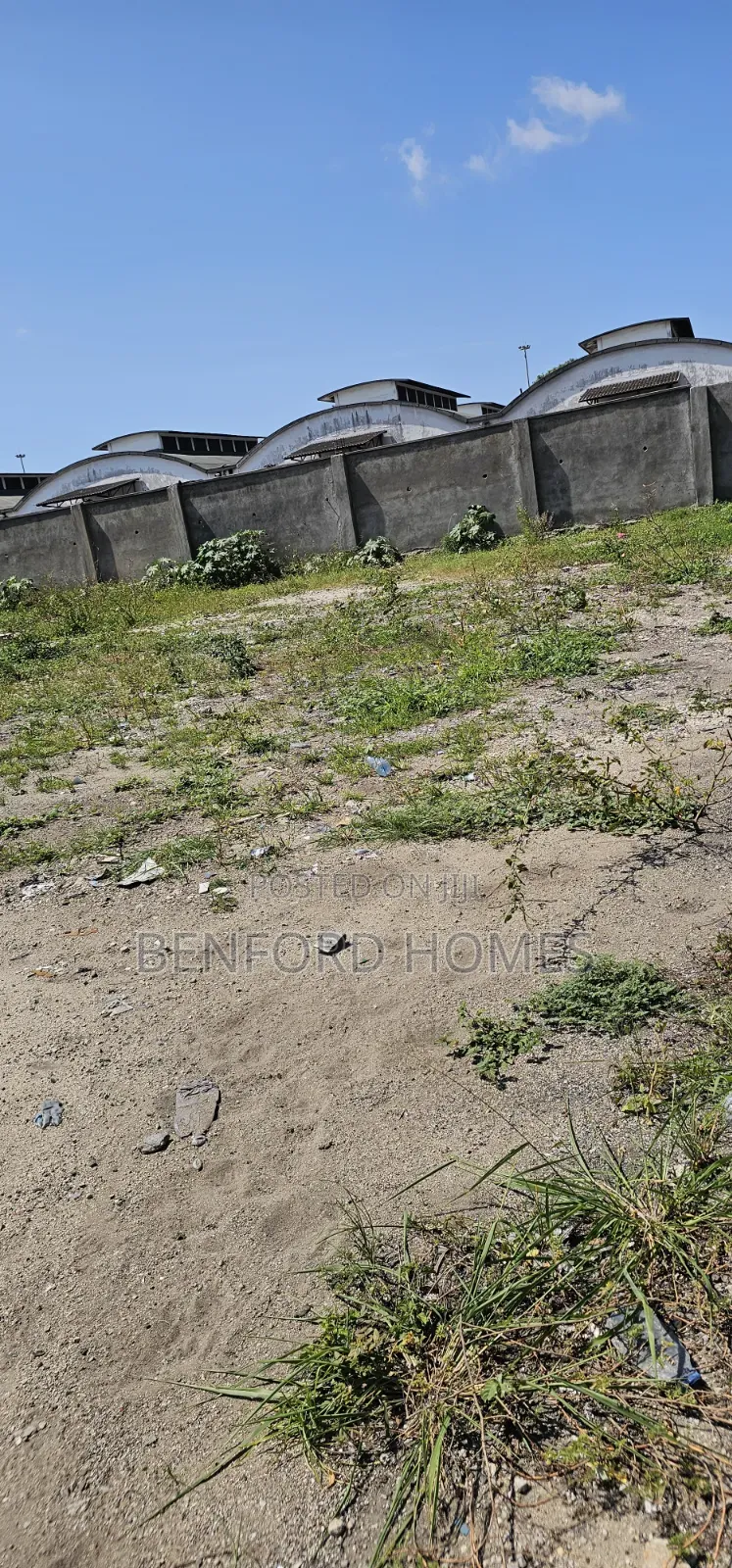Oner Acre Yard Available for Long Term Let or Sale Shimsnzi in Shimanzi