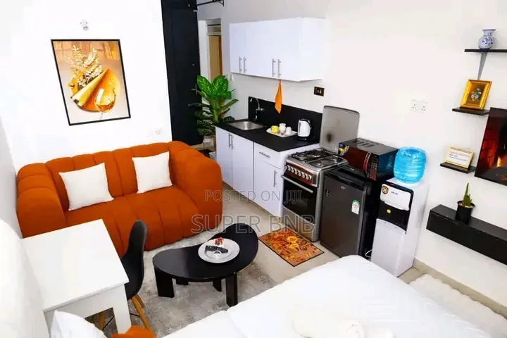 Airbnb Ruaka Town Quickmart Studio in Ruaka