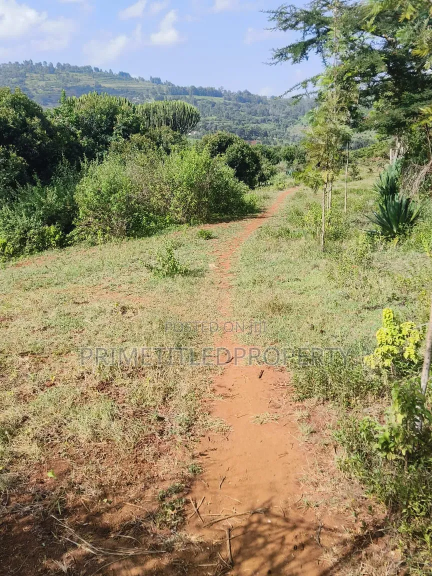 5.8 Acres at Mua Hills in Mua Hills