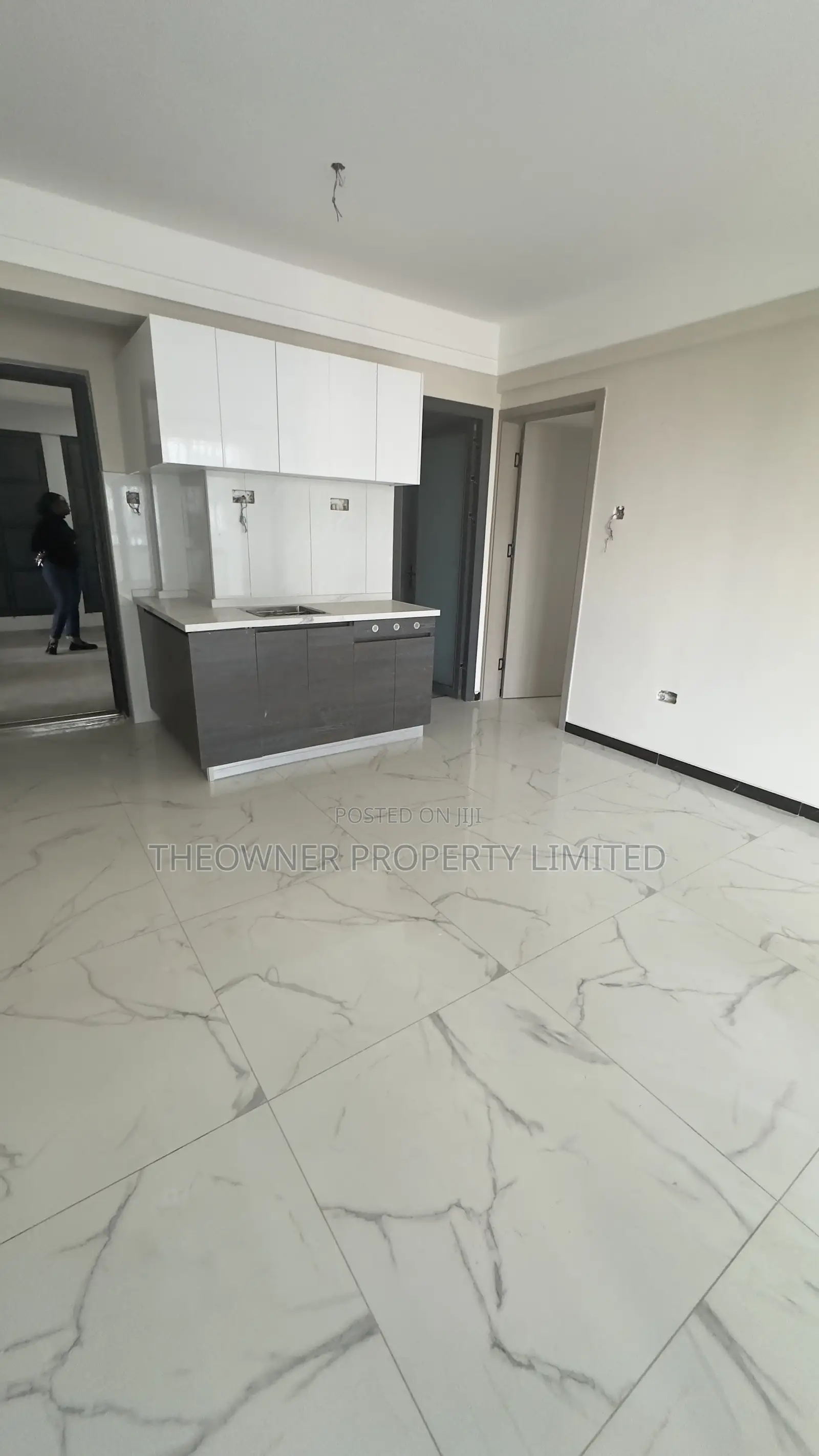 1bdrm Apartment in Westbury, Westlands for sale in Westlands