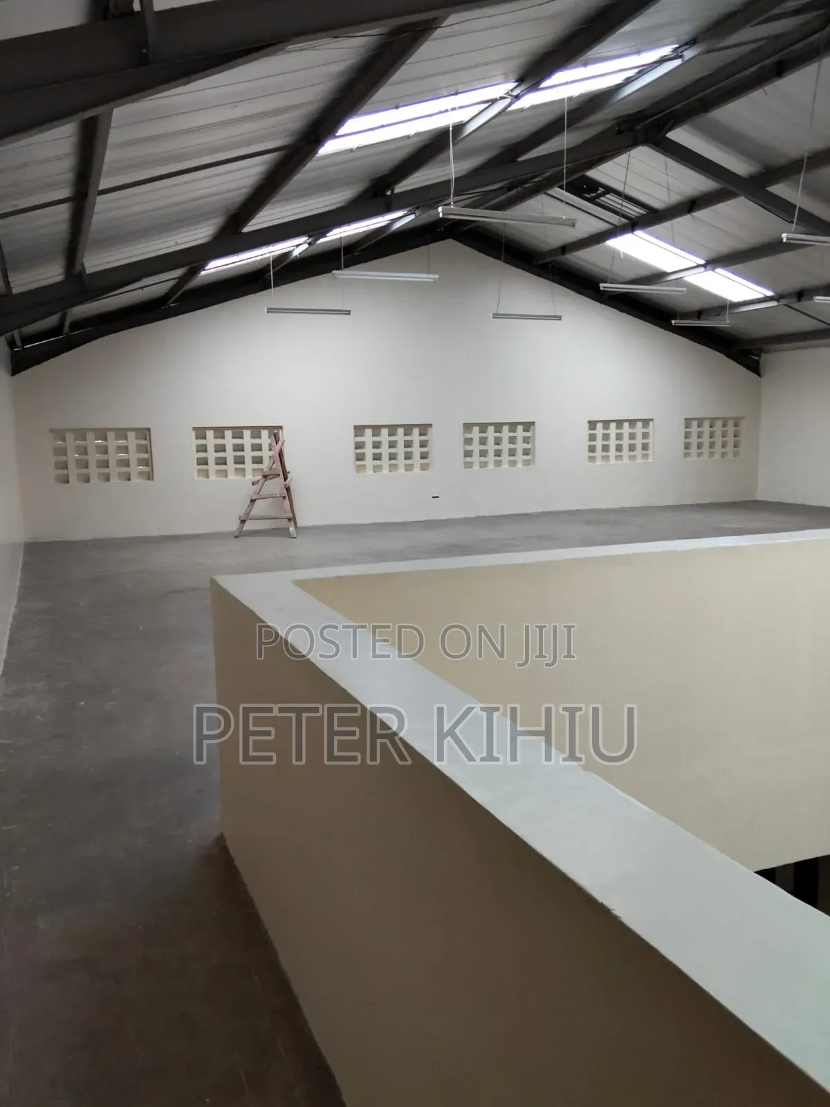 Godown to Let 5000sqft in Baba Dogo in Baba Dogo
