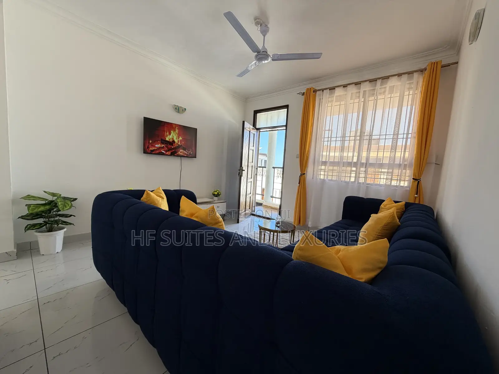 Cozy 2 Bedroom BNB in Bamburi Mombasa in Mtambo