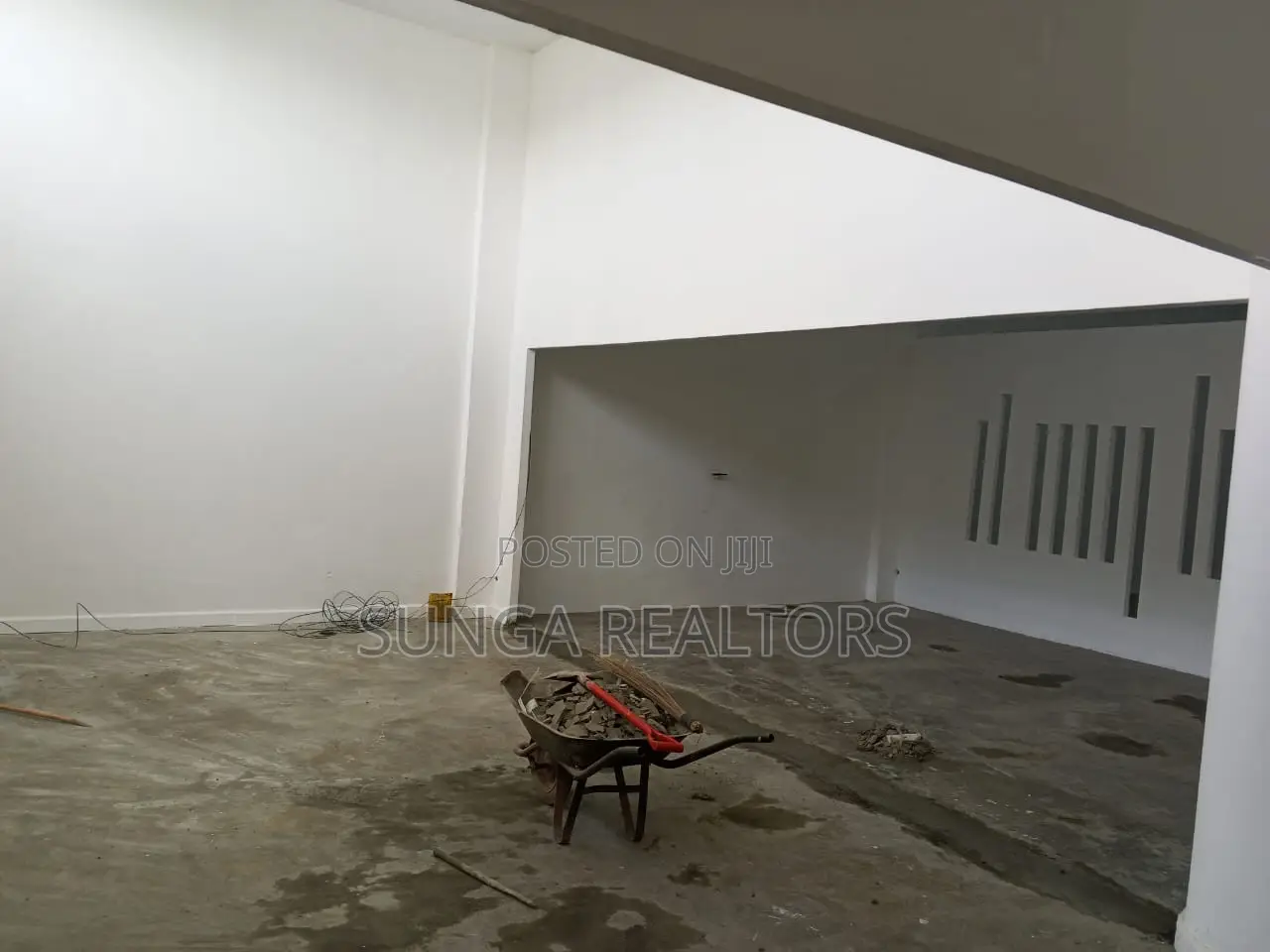 Warehouse Space for Rent in Baba Dogo in Baba Dogo
