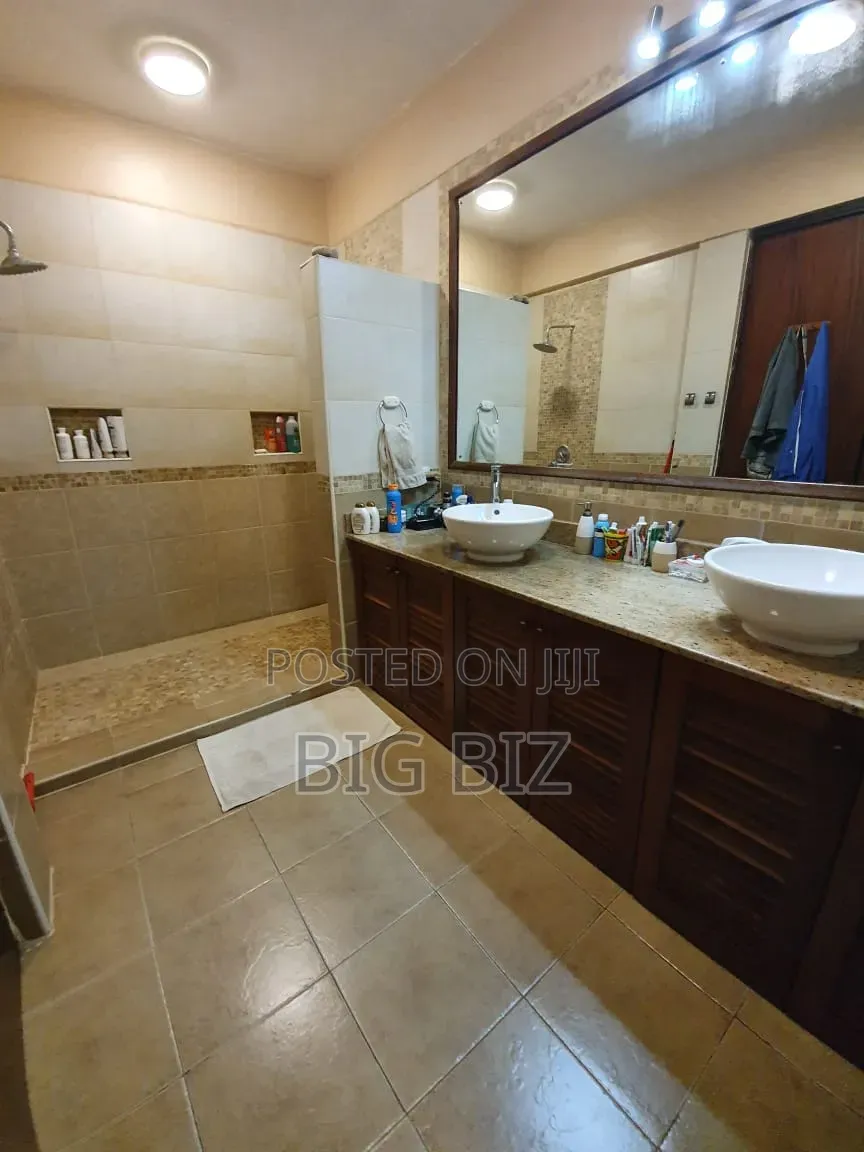 Furnished 2bdrm Penthouse in 1/2Br Furnished for rent in Parklands/Highridge