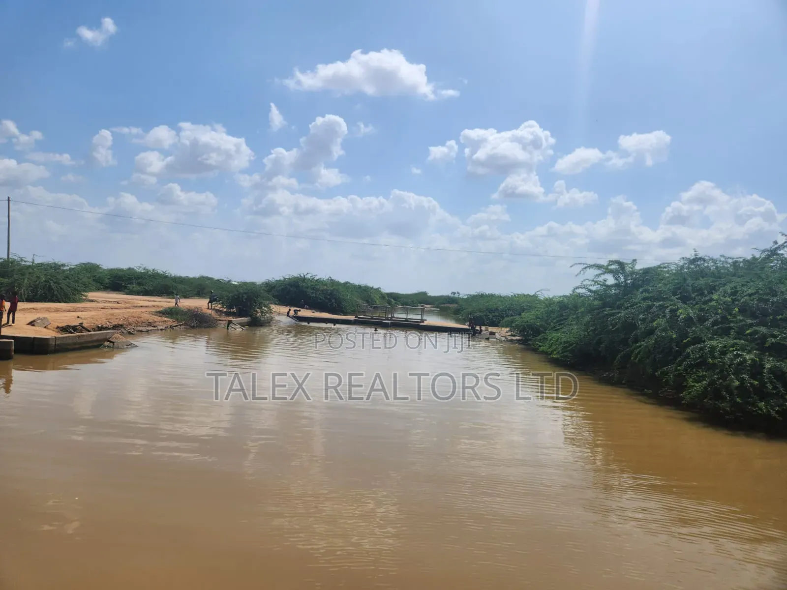 10,000-Acre Prime Land for Sale: Tana River Frontage | Ready Title in Garashi