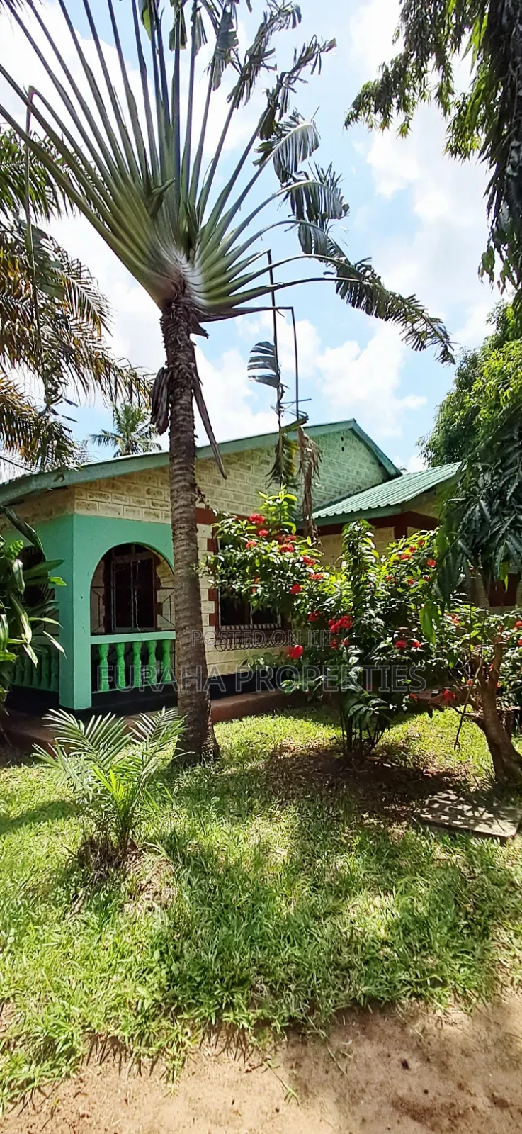 For Sale 2 Acres With a House Mtwapa in Mtwapa