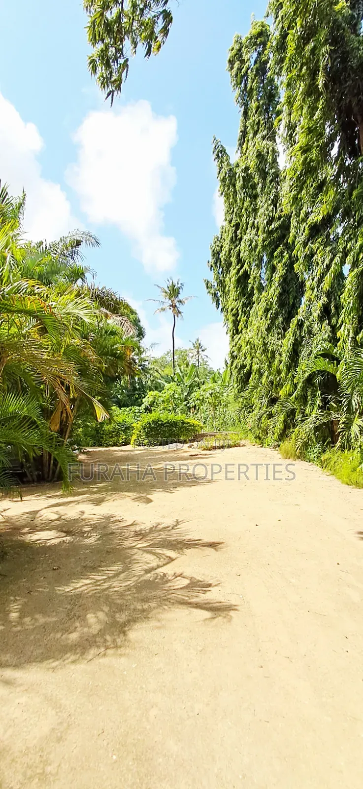 For Sale 2 Acres With a House Mtwapa in Mtwapa