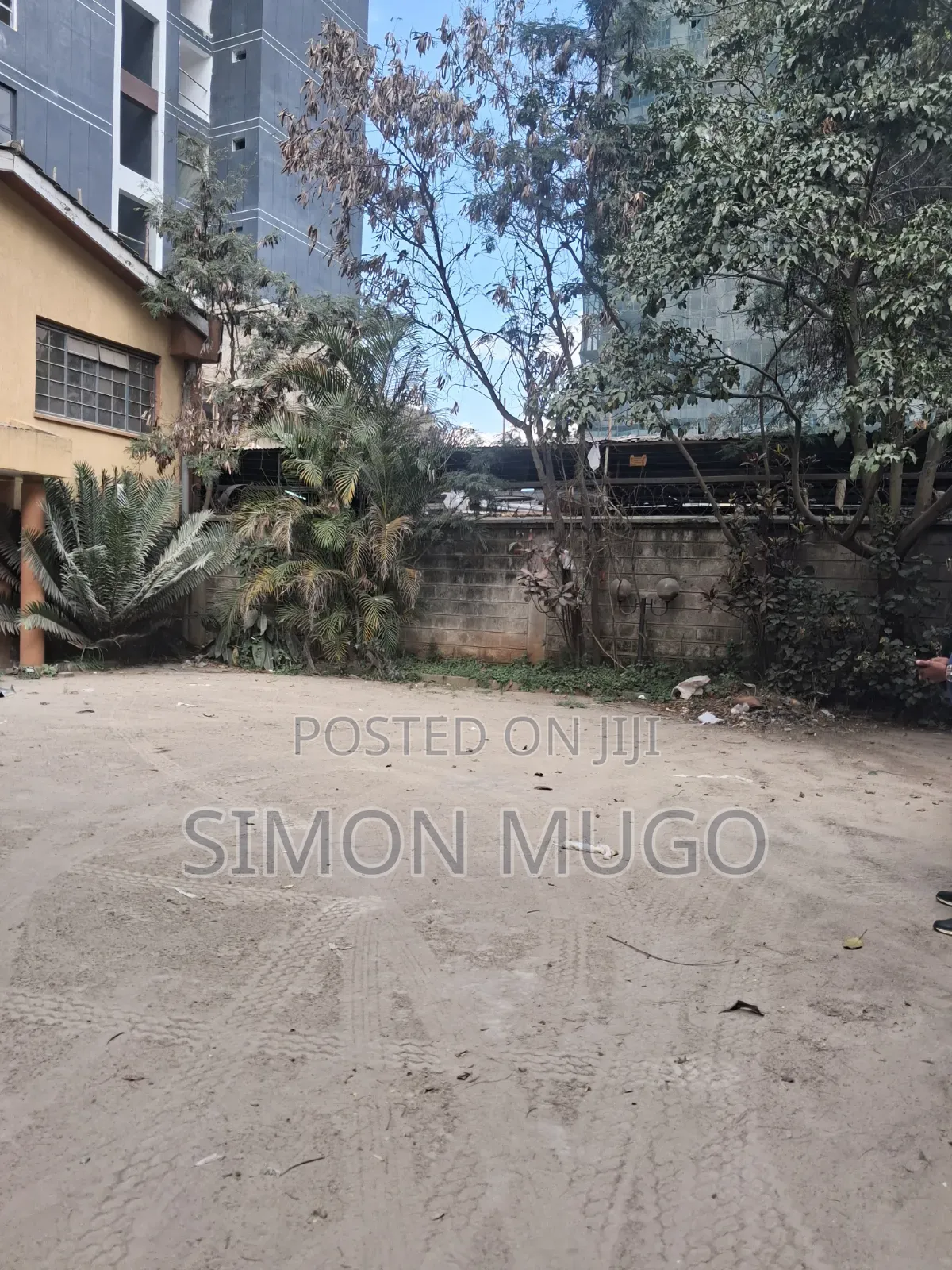 Kilimani Kindaruma/ Menelik Road Prime Commercial 1/4 AC Corner Plot in Hurlingham