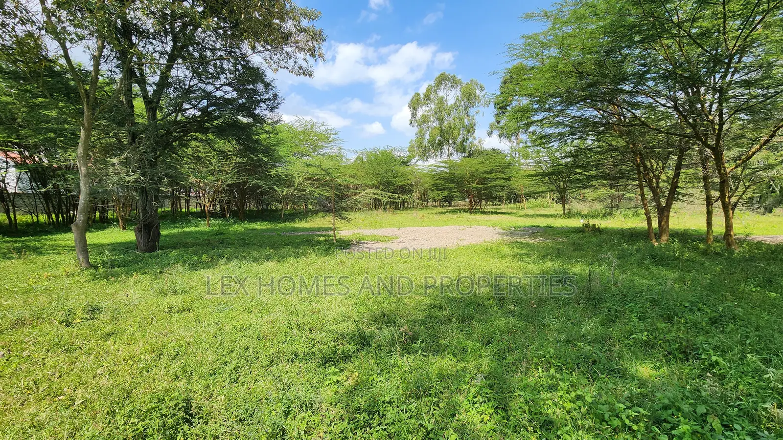 Nkoroi One Acre for Sale 17m in Nkoroi