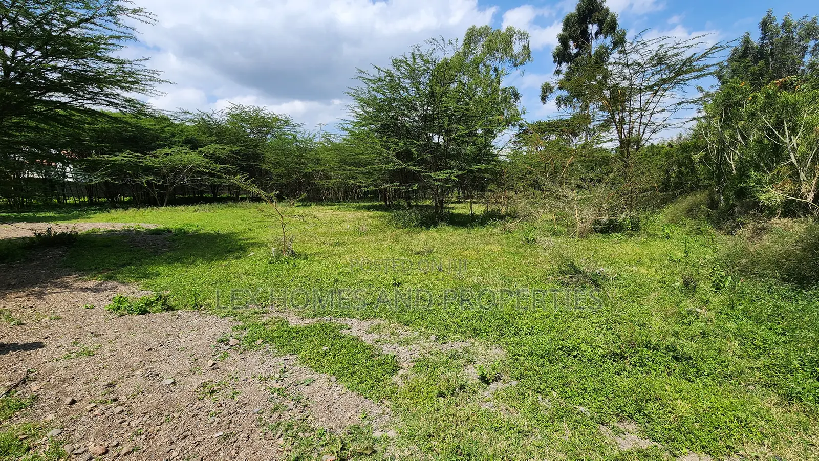 Nkoroi One Acre for Sale 17m in Nkoroi
