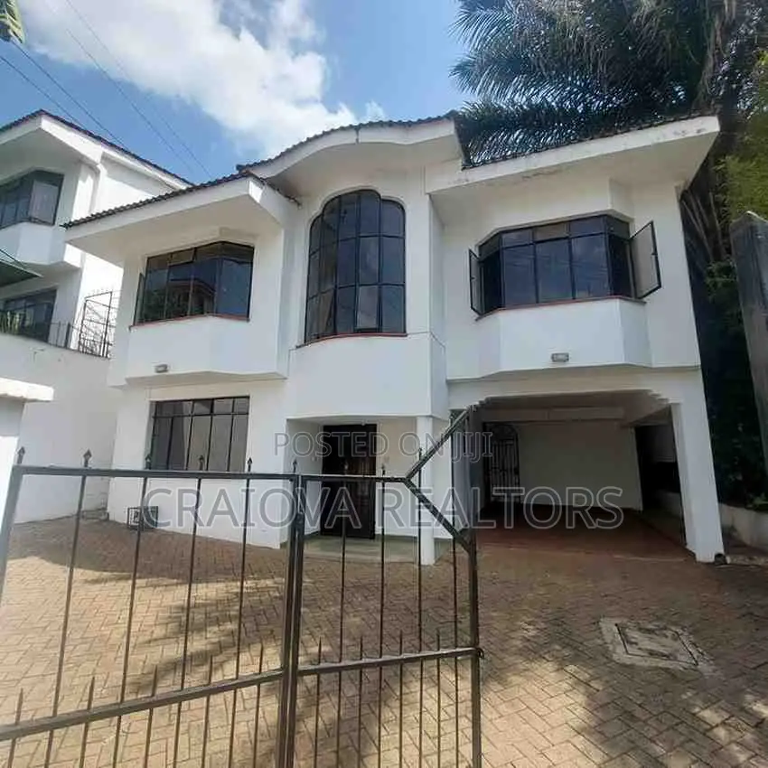 5bdrm Townhouse/Terrace in Riverside Drive for sale in Riverside Drive