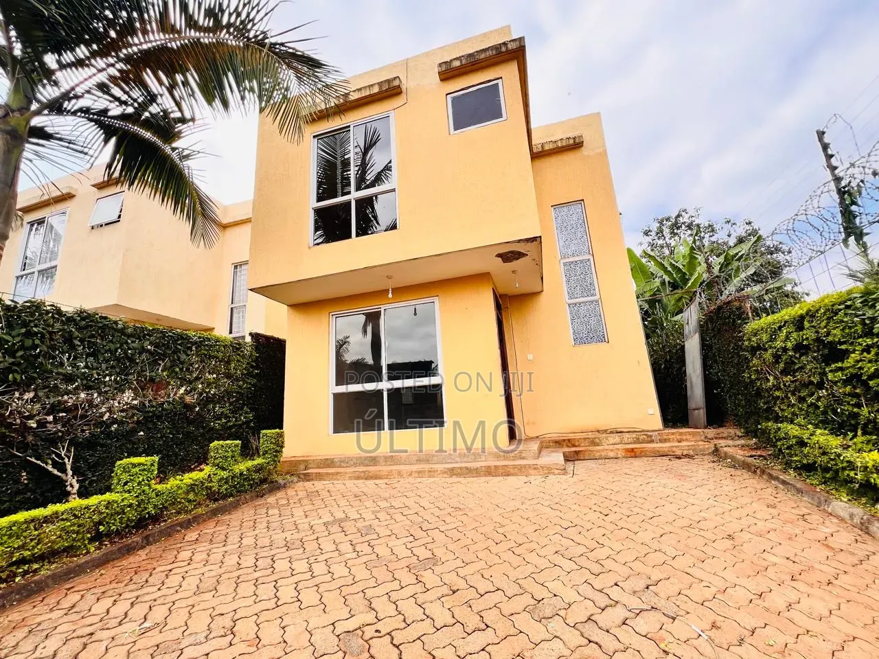3bdrm Townhouse / Terrace in Kitisuru for rent in Kitisuru