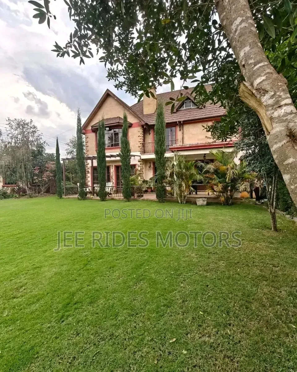 4bdrm Mansion in Karen, Nairobi Central for sale in Nairobi Central