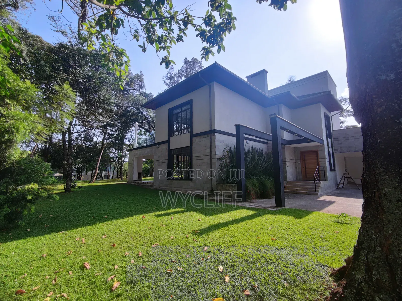 5bdrm Mansion in Hardy for sale in Hardy