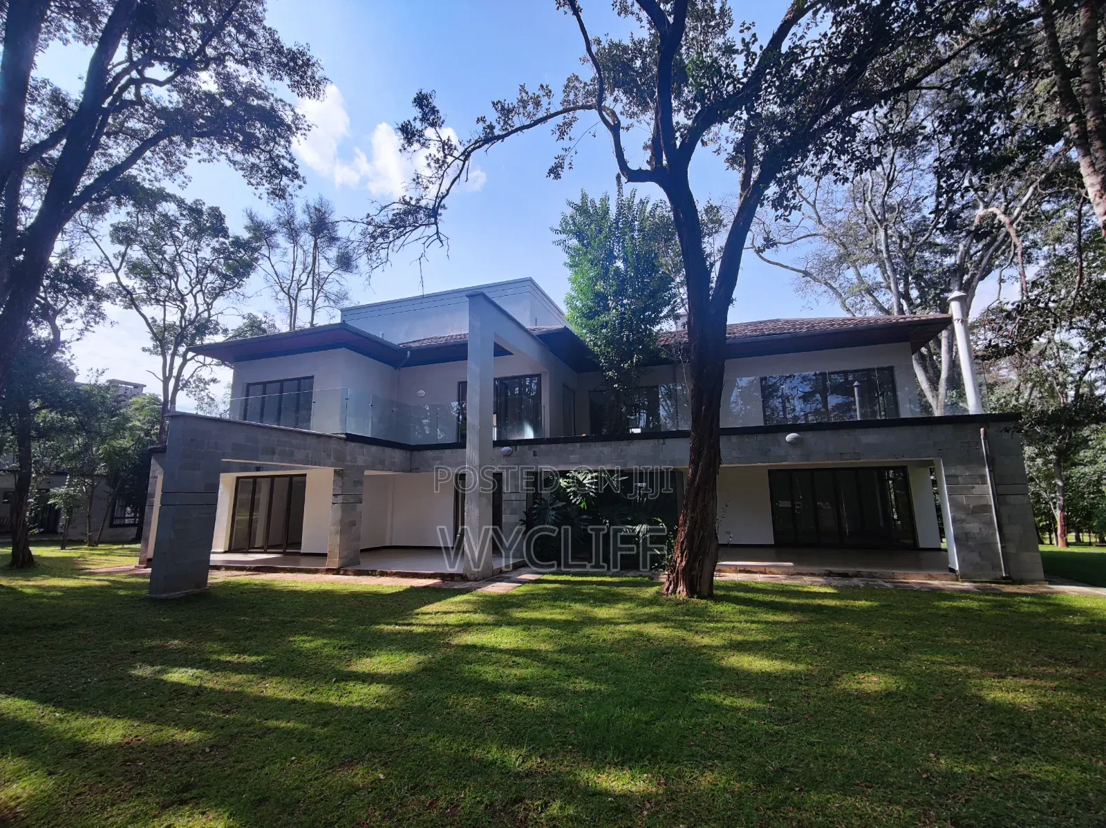 5bdrm Mansion in Hardy for sale in Hardy