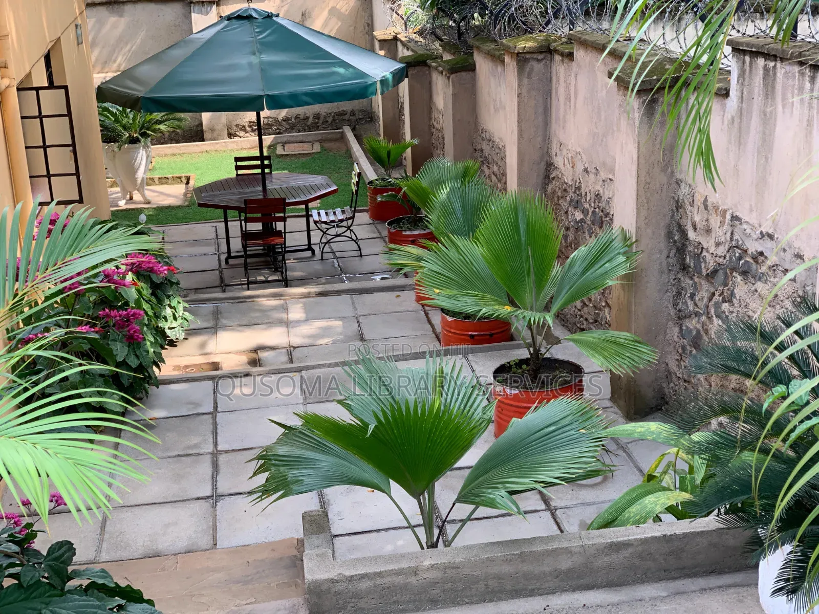 Furnished 4bdrm Mansion in Lolwe for sale in Lolwe