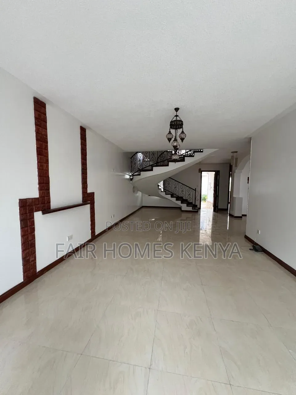 4bdrm Townhouse / Terrace in Brookside Drive, Spring Valley for rent in Spring Valley