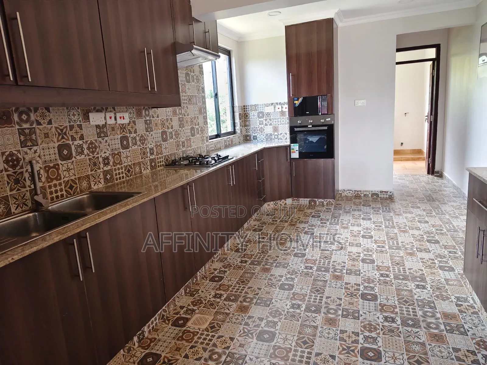4bdrm House in Migaa, Riabai for sale in Riabai