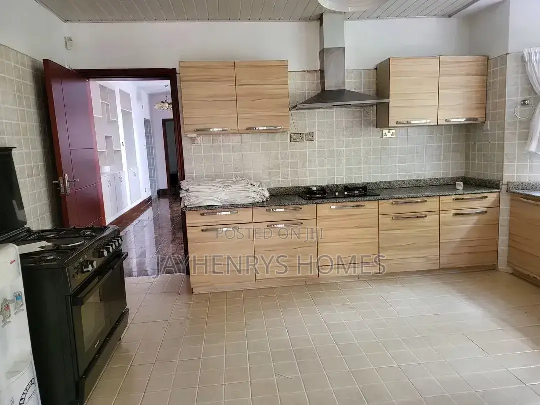 5bdrm House in Runda for rent in Runda