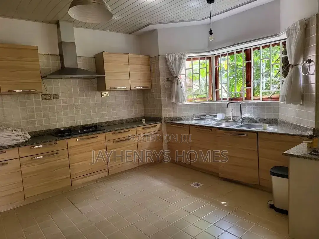 5bdrm House in Runda for rent in Runda