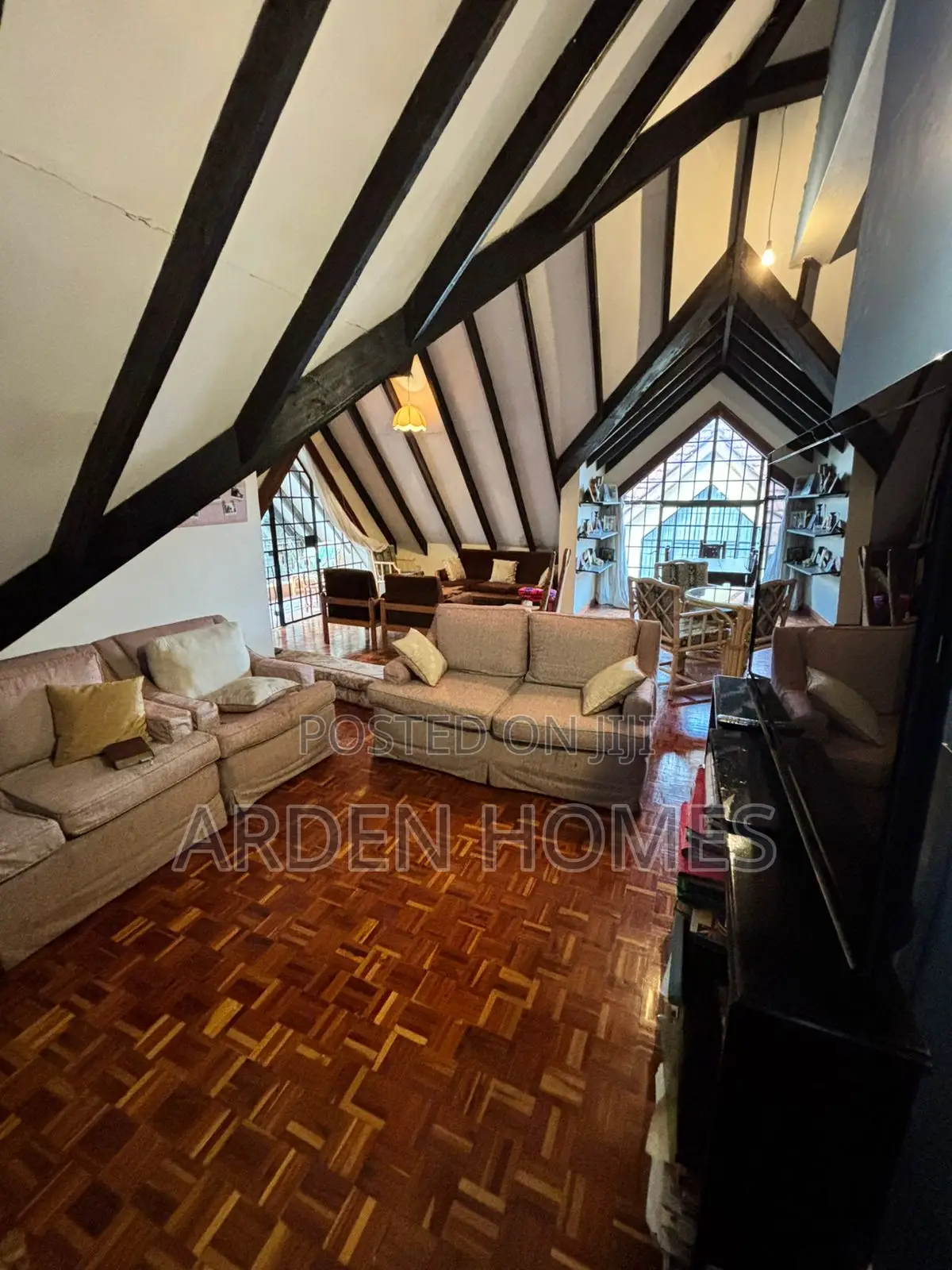 4bdrm Townhouse/Terrace in Valley Arcade for sale in Valley Arcade