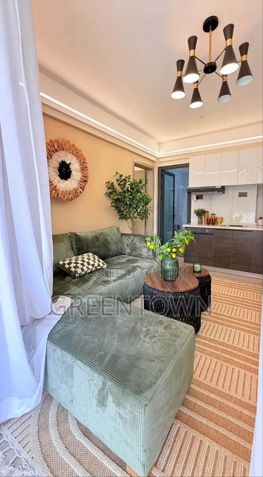 3 BDRM Super Westbury Apartments in Spring Valley