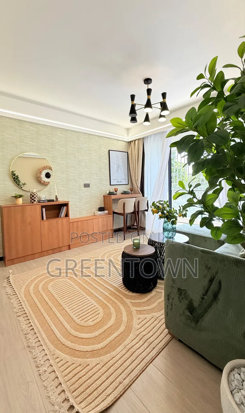 3 BDRM Super Westbury Apartments in Spring Valley