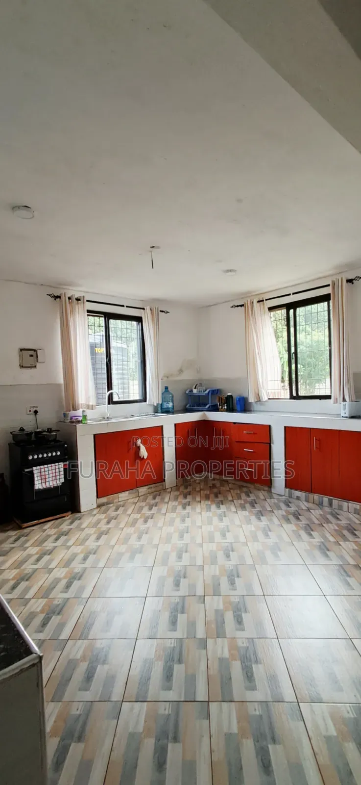 3bdrm House in Tiwi South Coast for sale in Tiwi