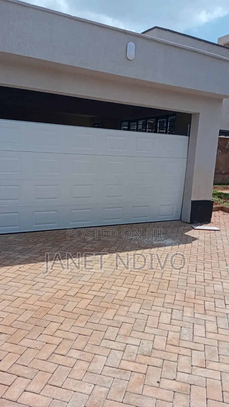 4bdrm Maisonette in Elgon Massionate, Kenyatta Road / Theta for sale in Kenyatta Road / Theta