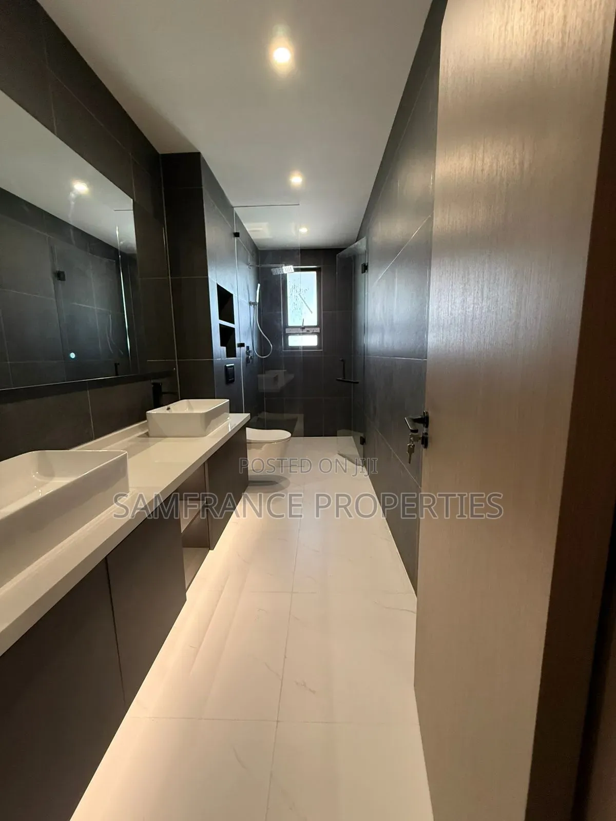 3bdrm Apartment in Nyali Beach Front for sale in Nyali