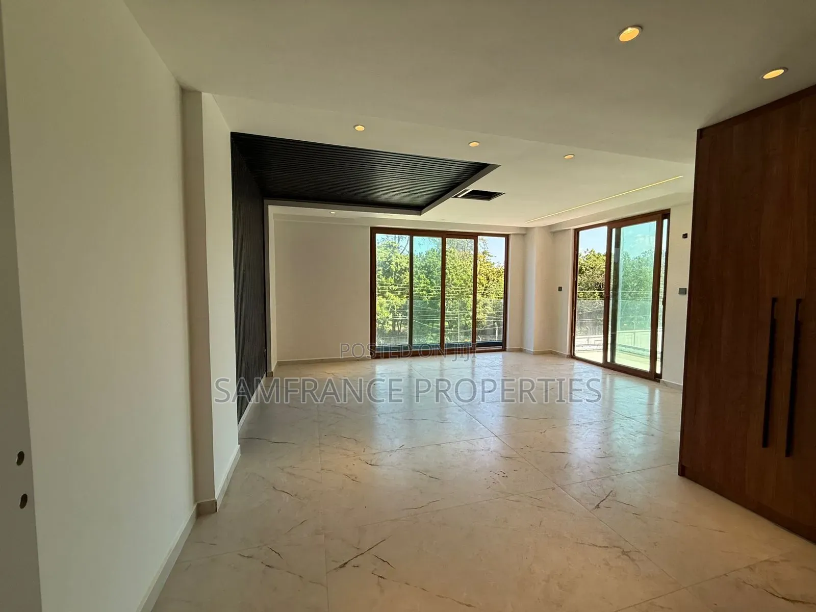 3bdrm Apartment in Nyali Mount Kenya for sale in Nyali
