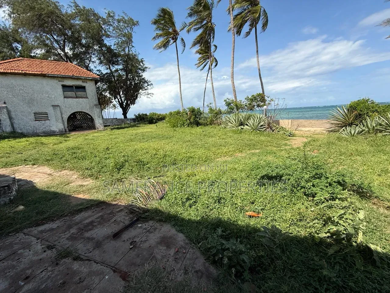 Nyali Beachfront,3/4plot in Nyali Mkomani