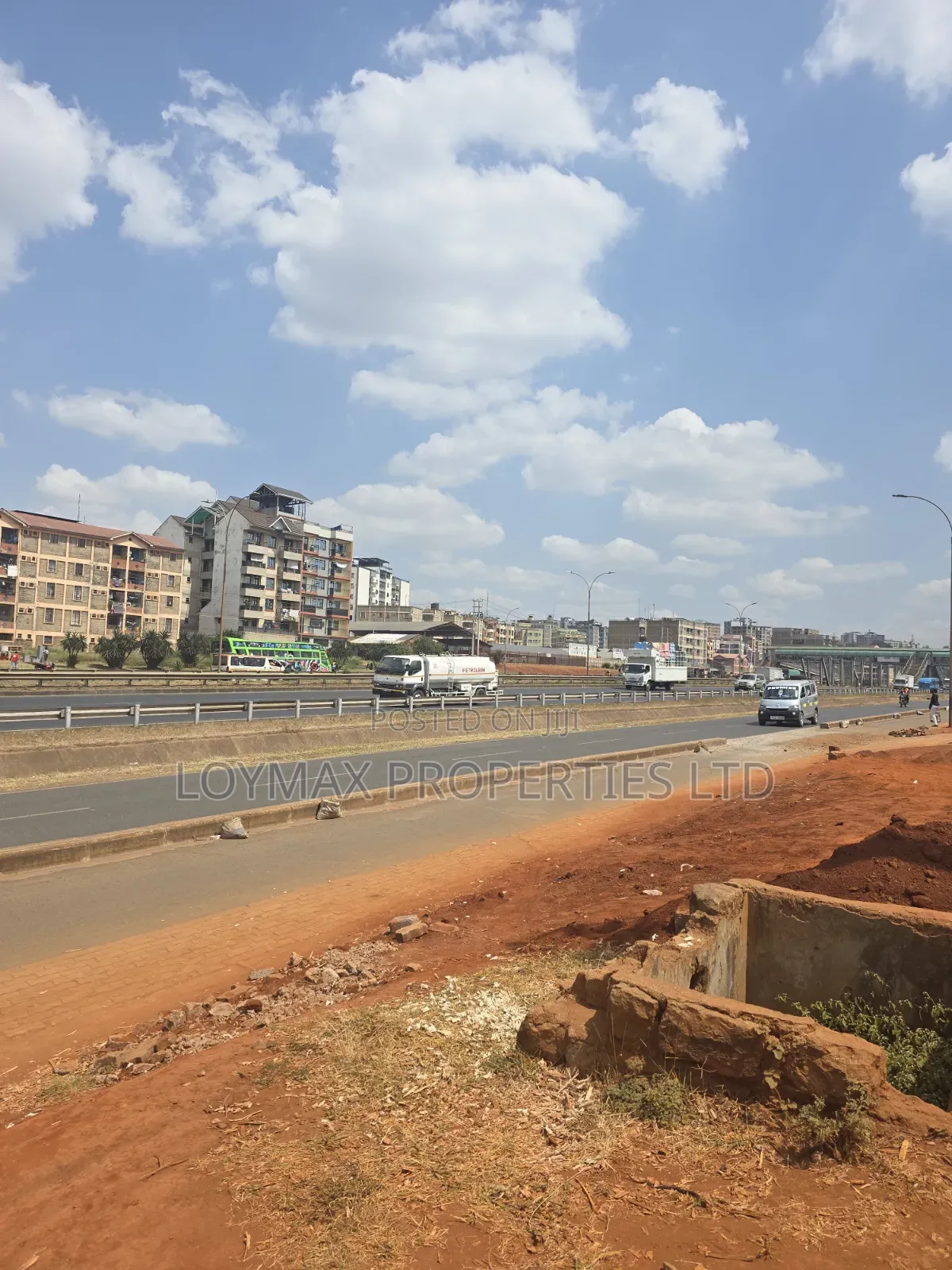 Distressed 100/100 Commercial Plot Touching Thika Super Highway. in Roysambu