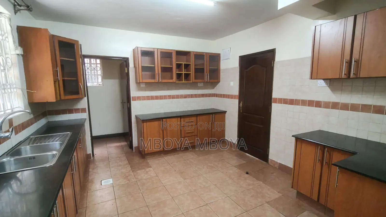 4bdrm Townhouse / Terrace in Kileleshwa for rent in Kileleshwa