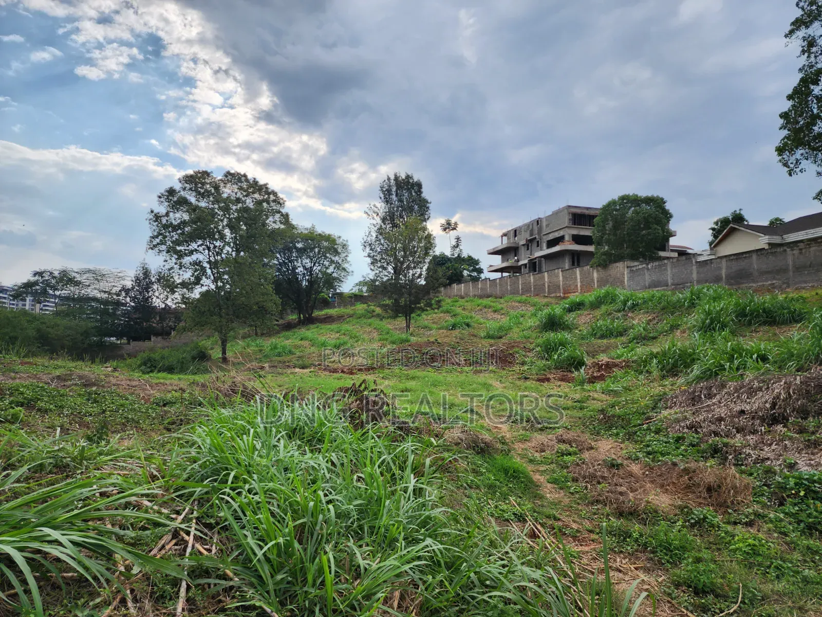 Prime 1⁄2 Acre Redevelopment Land for Sale in Nyari Estate | Kes 50m in Nyari