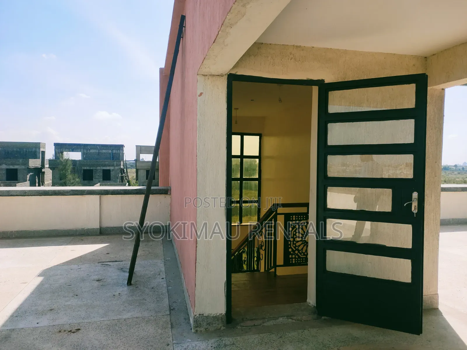 5bdrm Maisonette in Gateway Mall Area for rent in Gateway Mall Area