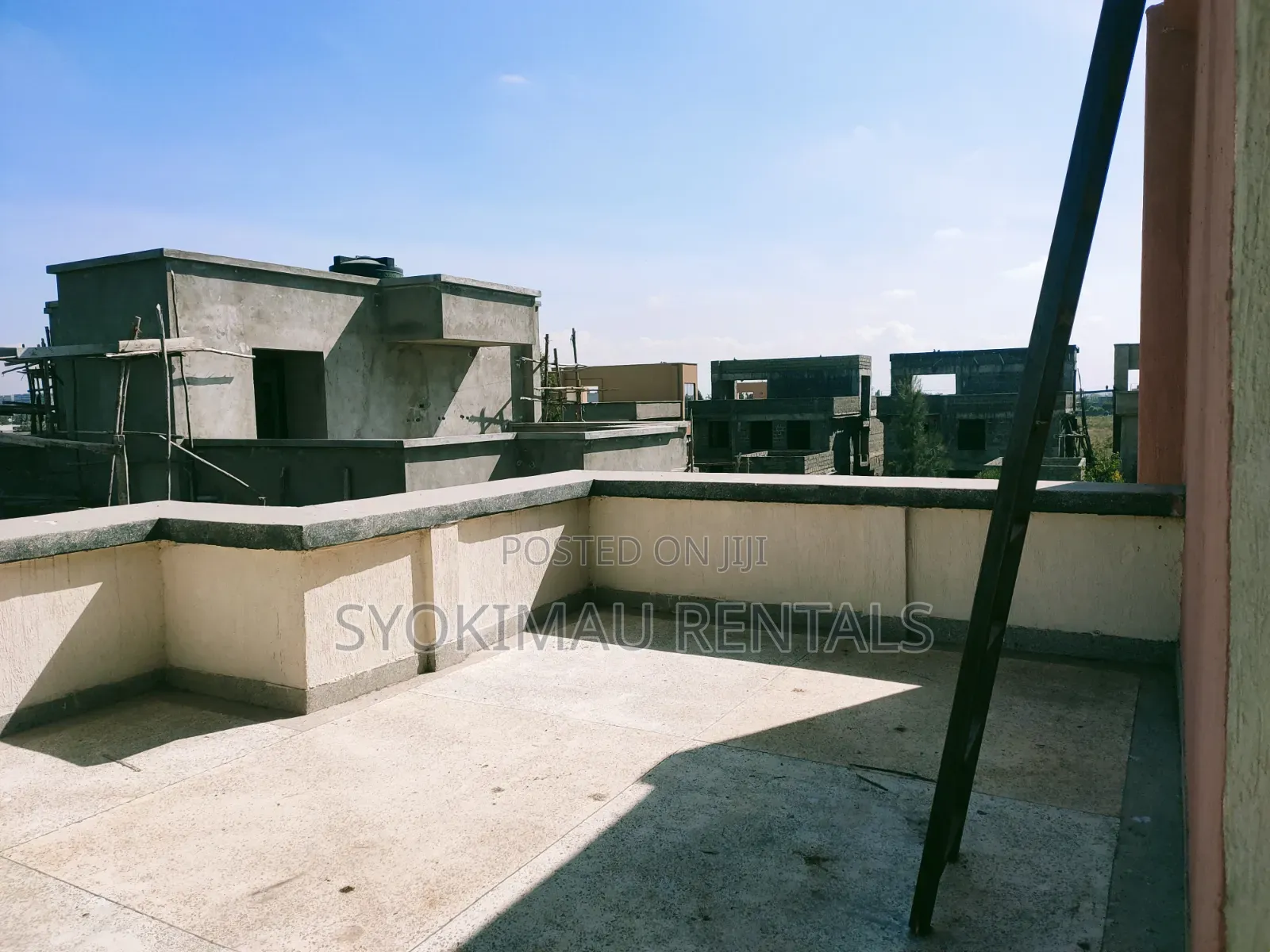 5bdrm Maisonette in Gateway Mall Area for rent in Gateway Mall Area