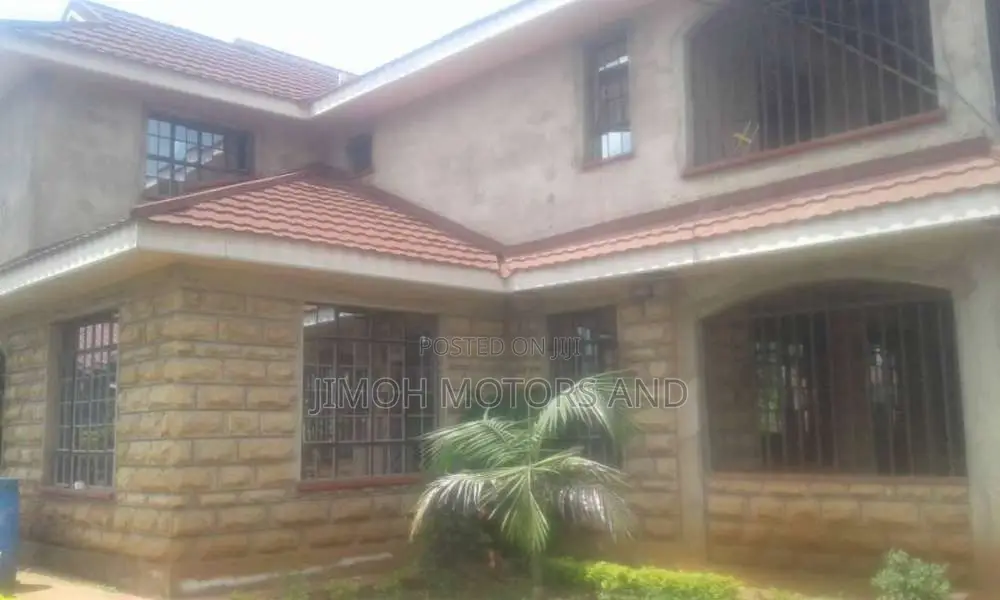 Exquisite Mansion Awaiting New Owners in Parklands/Highridge