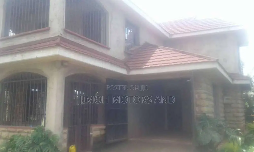 Exquisite Mansion Awaiting New Owners in Parklands/Highridge